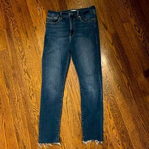 Women’s Good American dark blue denim jeans size 6/28
